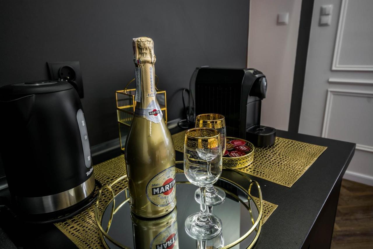 Zamoyskiego Jacuzzi Apartment Krakow Luaran gambar