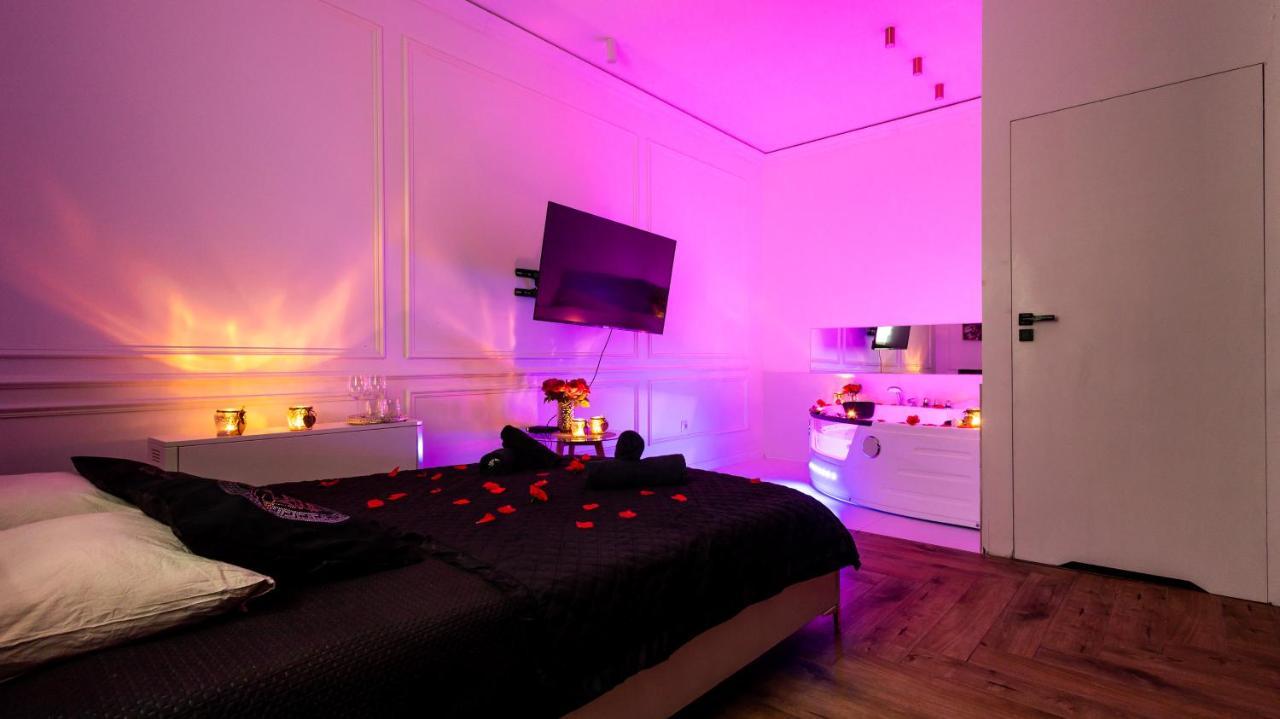 Zamoyskiego Jacuzzi Apartment Krakow Luaran gambar